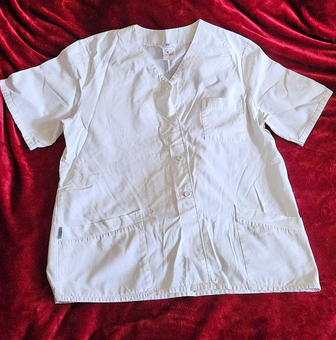 Uniforma asistent medical alba NOUA