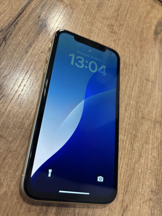 Продаю iPhone XR, 64 ГБ айфон хр