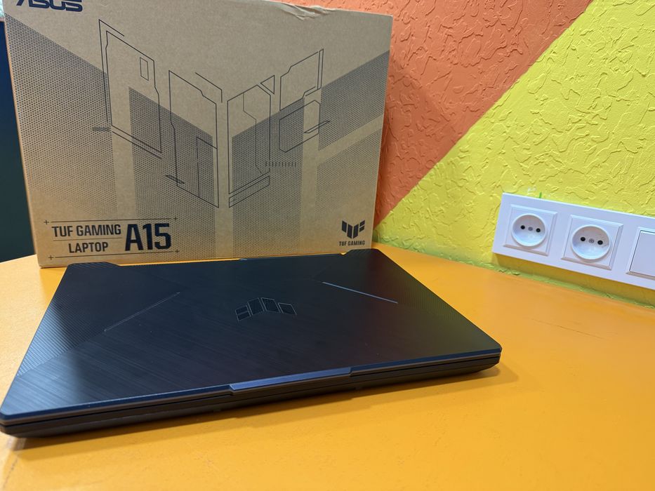 Продается ноутбук