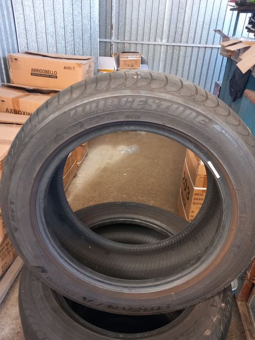 Vând anvelopele 205 55 16