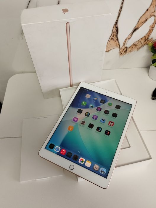 iPad 8 128G ( без Сим карты )
