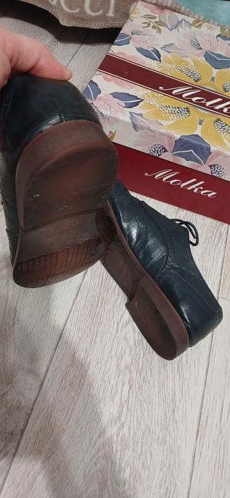 Продам туфли кожаные