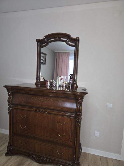 Спальный гарнитур Италия