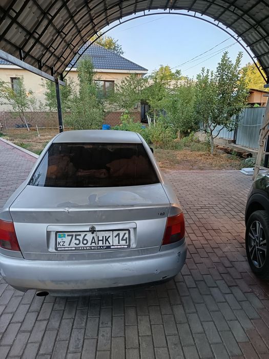 Продам ауди А4 1995