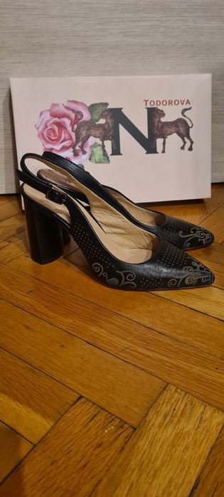 Дамски обувки естествена кожа номер 36 на Nadit & Nadit.