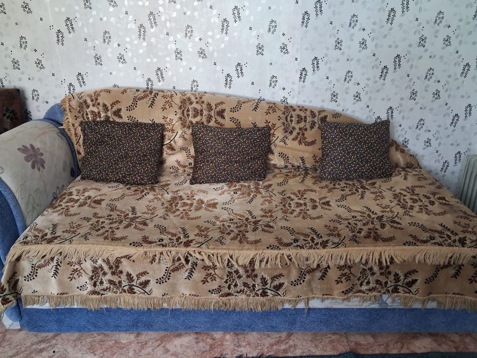 Продам диван раскладной состояние хорошее