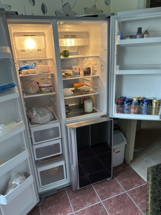 Холодильник HITACHI