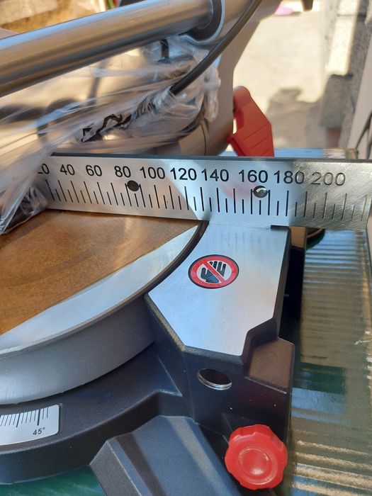 ПРОМОЦИЯ.Нов циркуляр пендула Metabo KGS216M