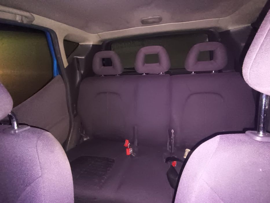 Продам машину