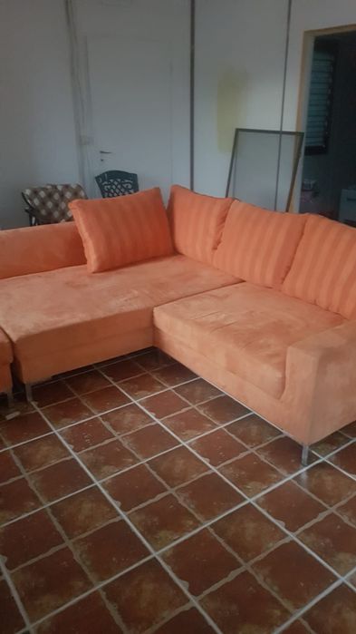 Vând colțar în stare buna