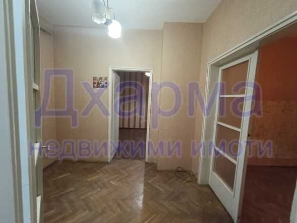 Продавам 2-стаен апартамент до НДК