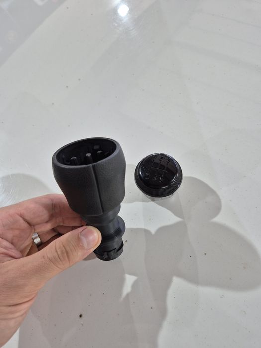 Nuca schimbator dacia logan 2