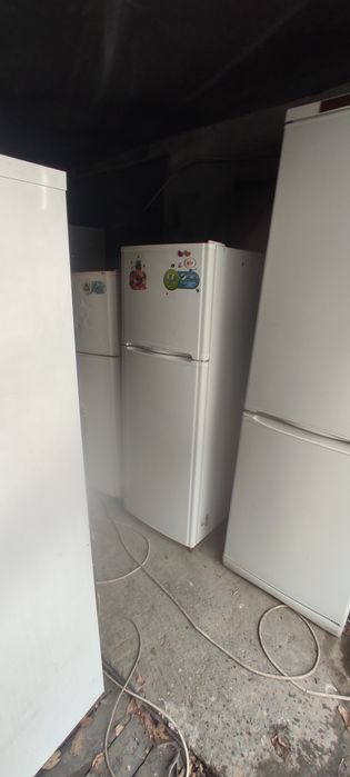 Холодильники по 40000