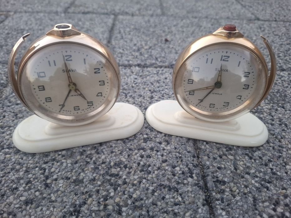 De vânzare ceas SLAVA