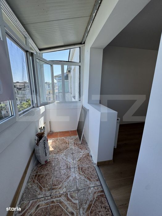 Apartament 3 camere, 45 mp, zona Craiovita Noua