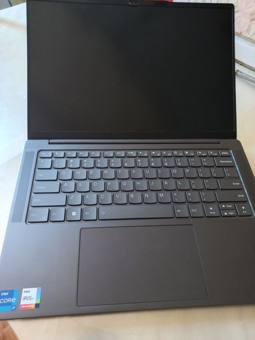 Lenovo yoga pro7 14IRH8 i7gen13