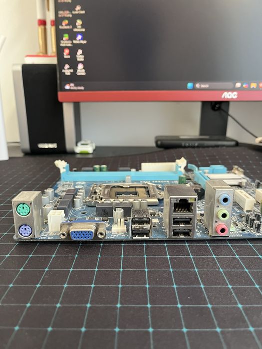 Placa de baza GIGABYTE