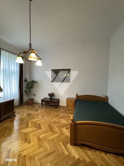 Apartament la casa de inchiriat - 172 MPU - Curte comuna - Sibiu Centr — fotografia 3