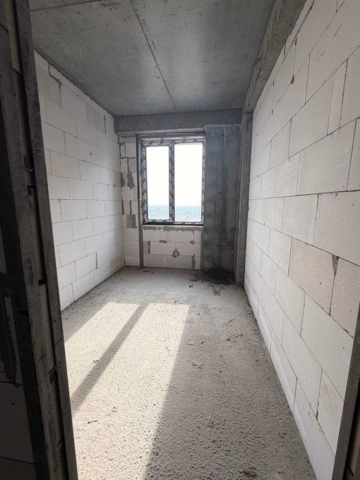 *Vegas Tower 3ком квартира.Коробка в центре 107м2,Шота руставелли