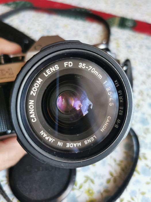 Фотоапарат "CANON AE-1 PROGRAM"  със светкавица