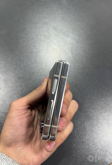 Samsung z flip 5