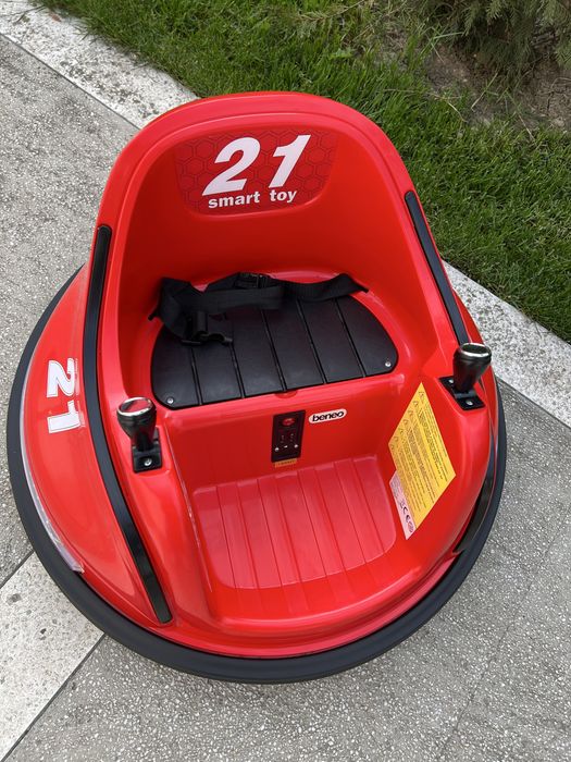 Vehicul electric pentru copii RIRIDRIVE 12V roșu