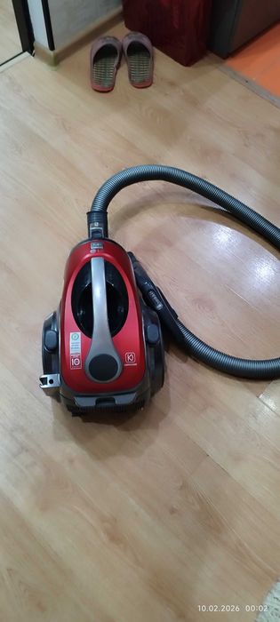 Продам бу пылесос