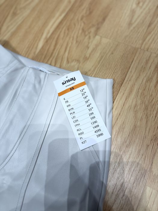 Pantaloni piele ecologica
