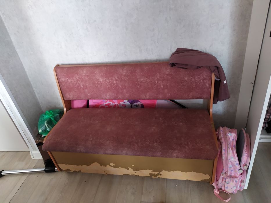 Продам даром мебель