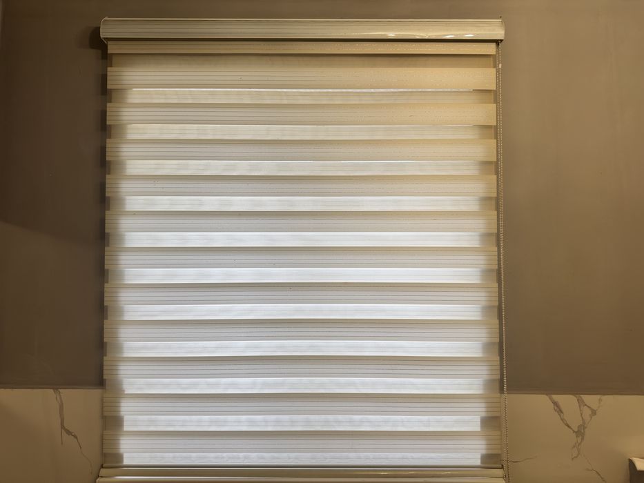 Продам ролл жалюзи День-Ночь