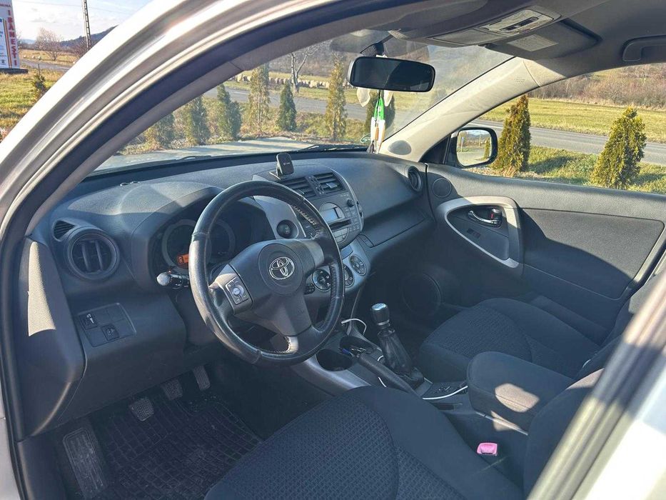Toyota rav 4 III 4x4