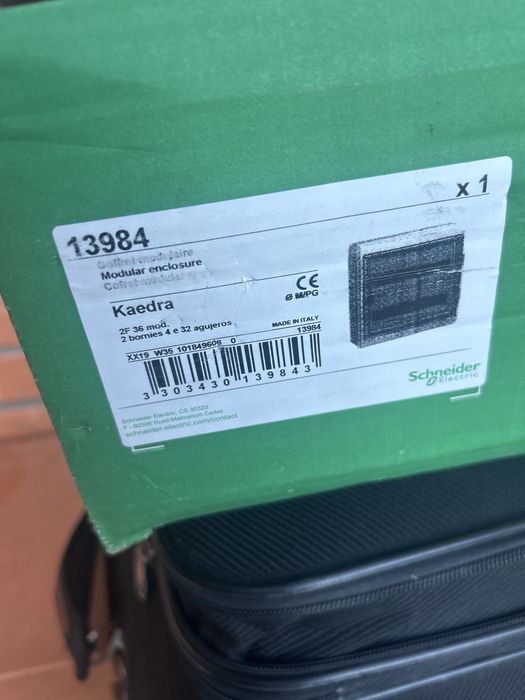 Щит Schnider Kaedra