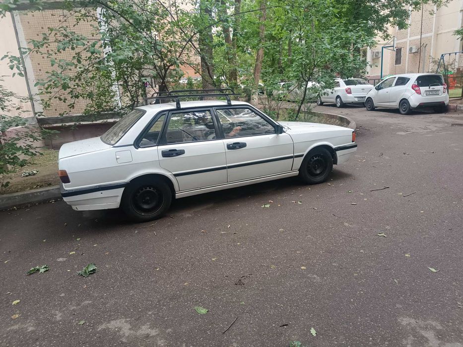 Audi 80 b2 1982 год
