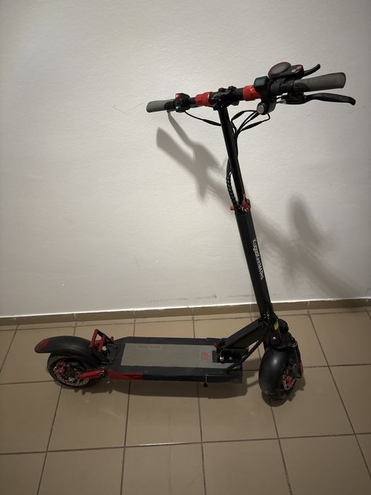 Электро самокат куго