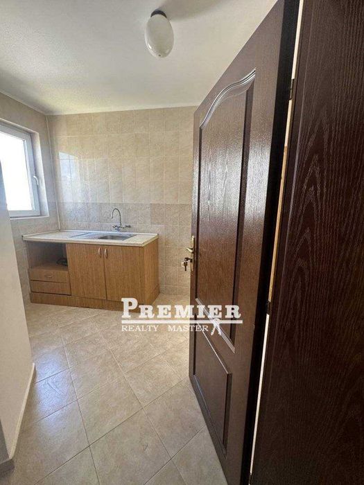 Продава се Едностаен апартамент в к.к. Слънчев бряг - 36 кв.м за 1195 €/кв.м - Снимка #2