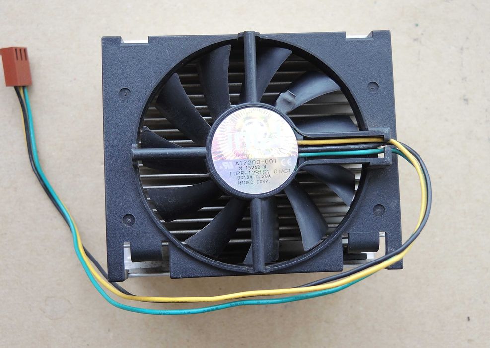 Intel Socket 423 Box Cooler Testat