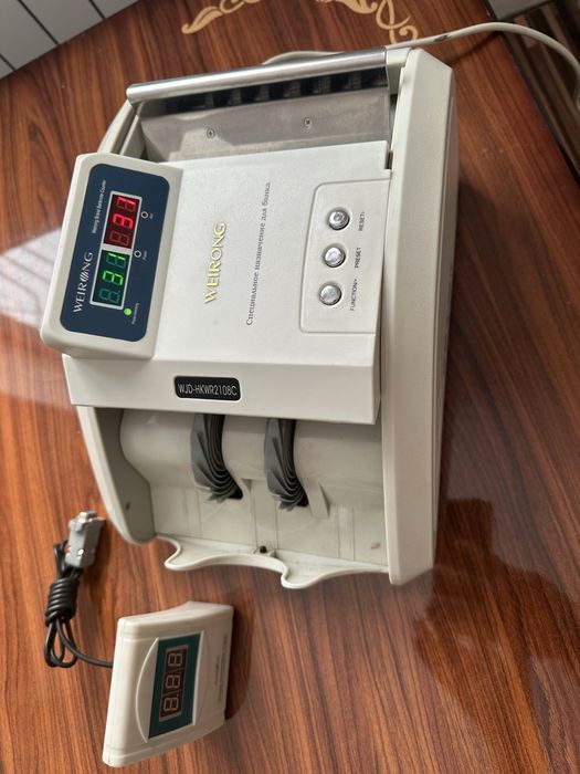 Пул санайдиган аппарат сотилади. Жуда яхши холатда