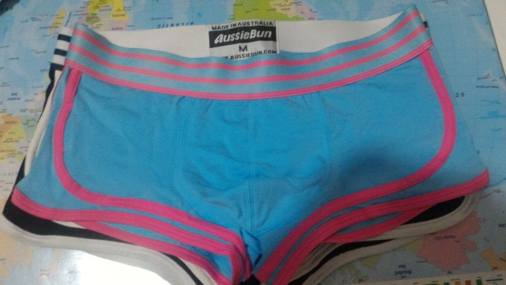 slipi tanga si boxeri pentru baie