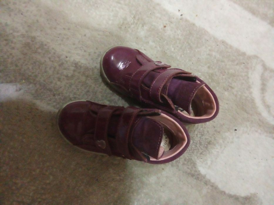 Papuci copii mărimea 24