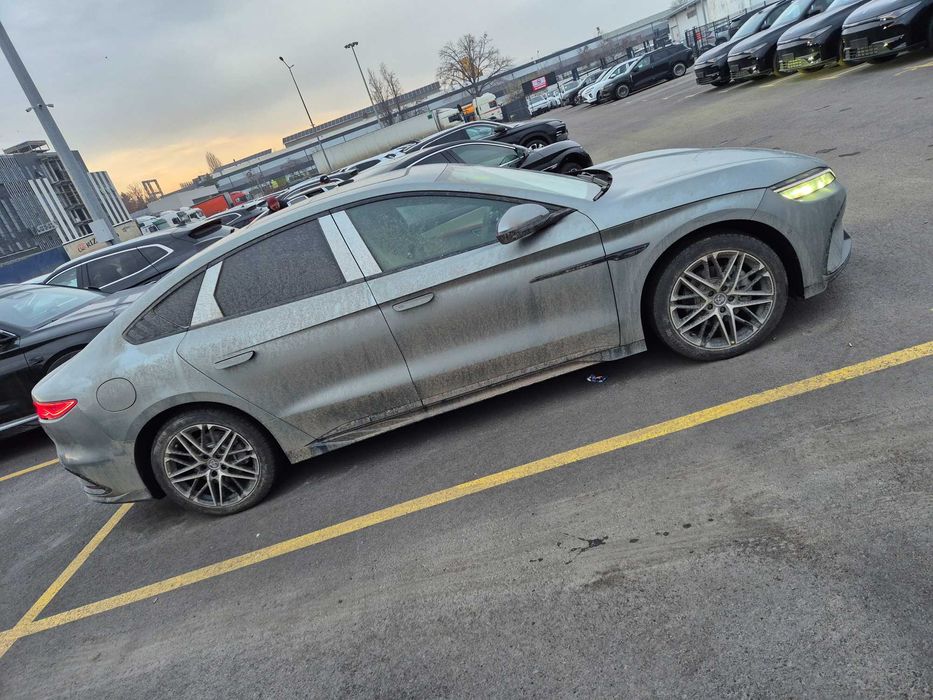 HAN 2025 Model EV Smart Drive 635 km Flagship