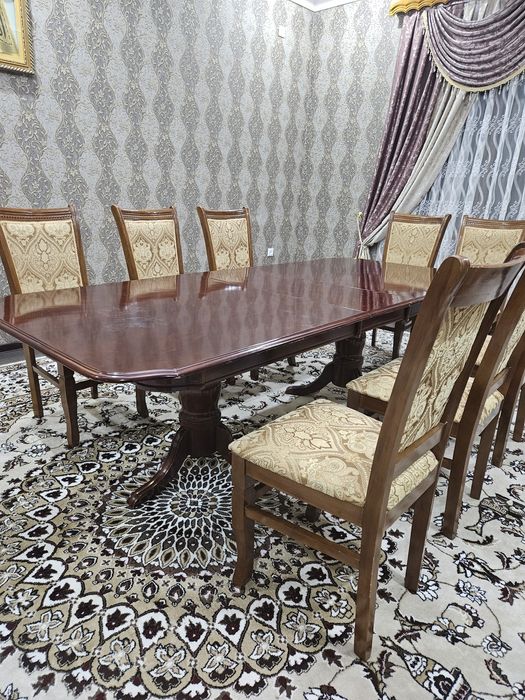 Продается Стол Со стульями