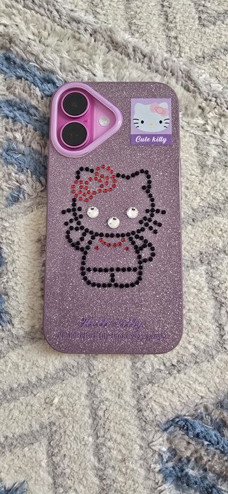 Продам айфон 16 128