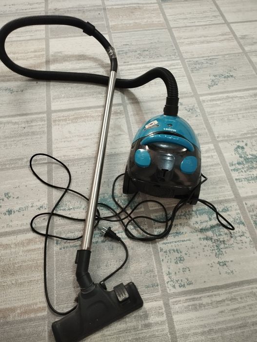 Пылесос Daewoo 1600w
