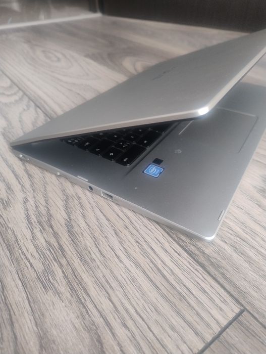 Diverse Laptop-uri funcționale  telefone