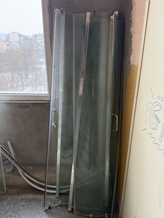 Стъкла  от душ кабина