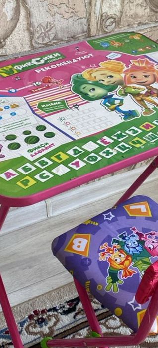Продается детский стол