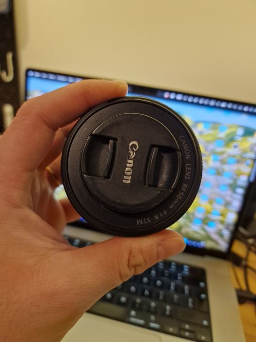 Obiectiv CANON RF 50mm F1. 8 STM utilizat