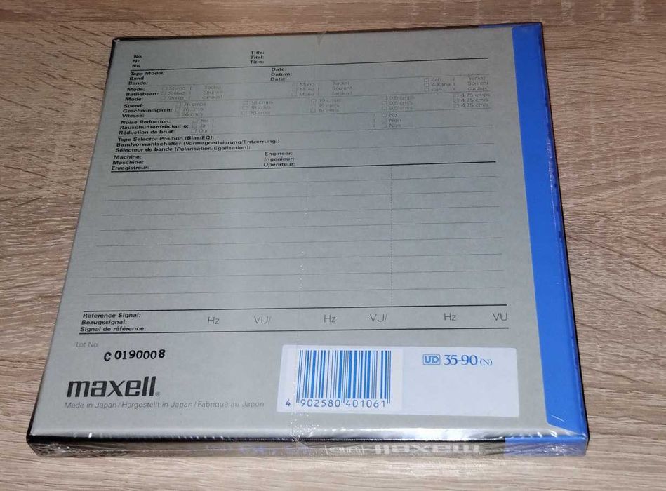 Banda magnetofon Maxell UD 35-90 sigilata