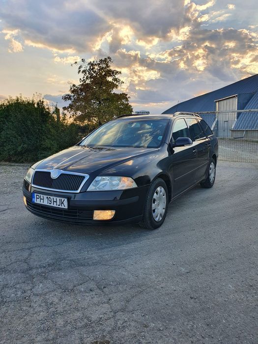 Vând Skoda Octavia