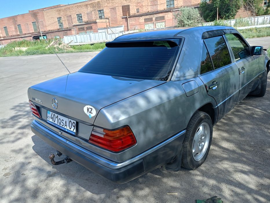 Мерседес в отличном состояние